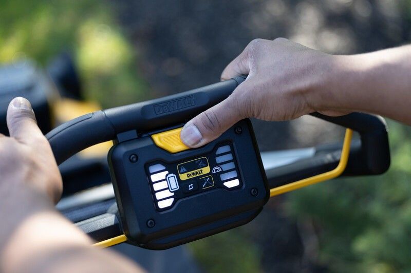 DeWalt DCMWP134W2 Gräsklippare 2x18V XR 53cm (2x8,0ah)