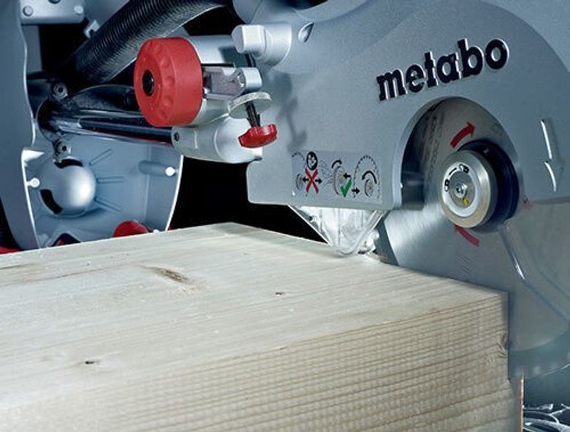 Metabo KGS 315 PLUS Kap-/Geringssåg med dragfunktion (315mm)