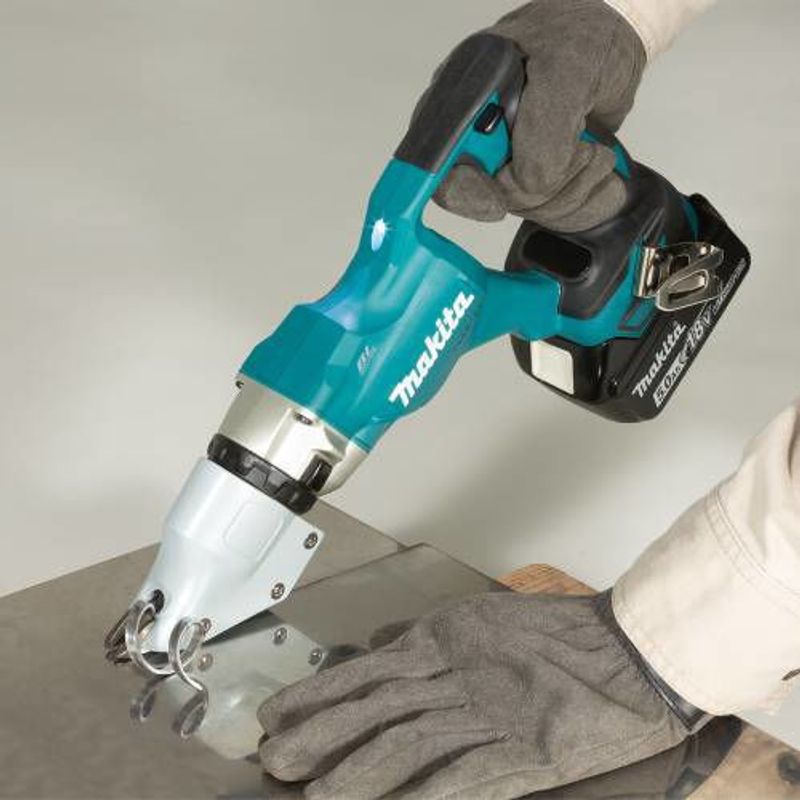 Makita DJS200Z Plåtsax LXT® 18V 2,0mm (utan batteri)