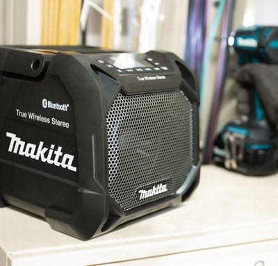 Makita DMR203B Bluetooth-högtalare 12/18V CXT/LXT