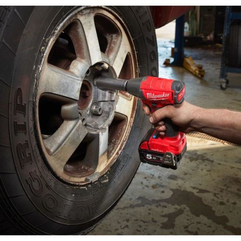 Milwaukee M18 ONEIWP12-502X Mutterdragare FUEL ONEKEY 18V (2x5,0ah)