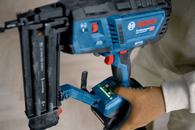 Bosch GNH 18V-50 M Dyckertpistol 18V 1,2mm L-BOXX (utan batterier)