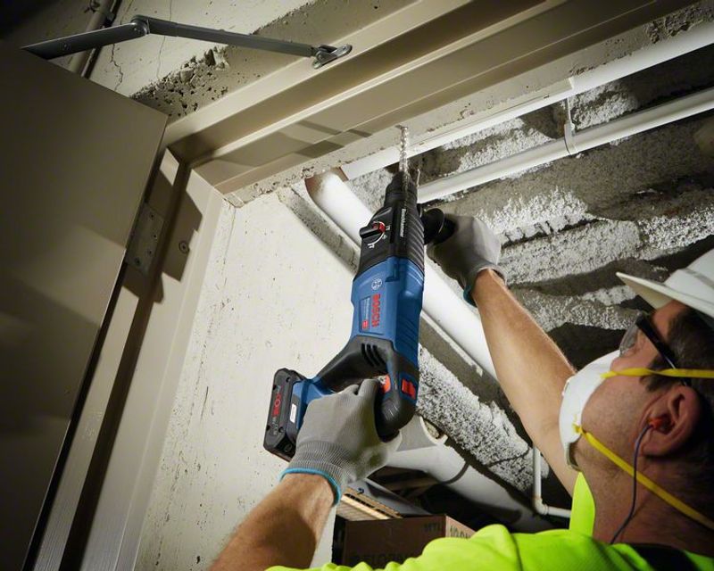 Bosch 18V-26D Borrhammare SDS+ 18V (Utan batterier)