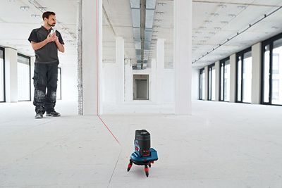Bosch GCL 2-50 C Kors-/Linjelaser + RM2 +BT150