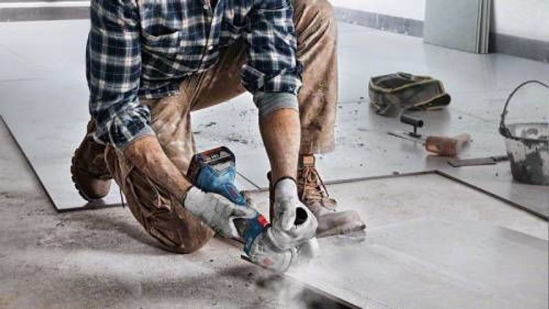 Bosch GWS 18V-7 Vinkelslip 125mm (utan batteri)