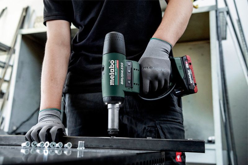Metabo NMP 18 LTX BL M10 Nitpistol batteridriven 18V METABOX (utan batterier)