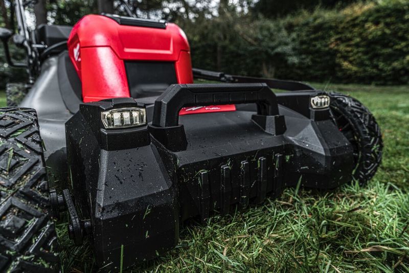 Milwaukee F2LM53-0 M18 FUEL Gräsklippare Självgående & Batteridriven (utan batterier)