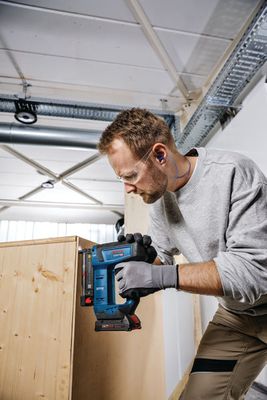 Bosch GNH 18V-35 Stiftpistol 18V 0,6 mm (utan batteri)