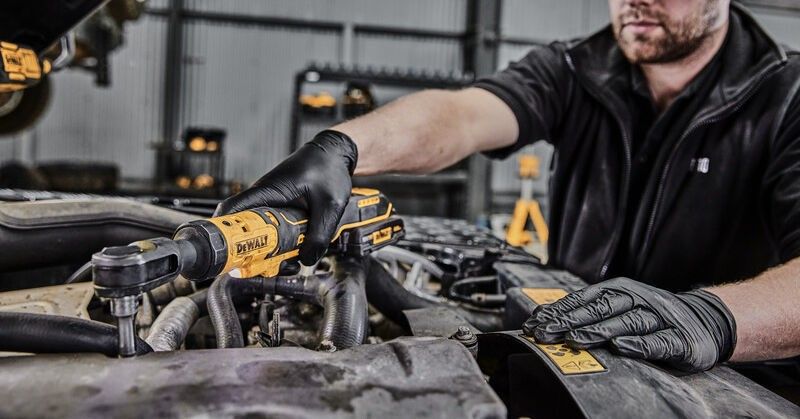 DeWalt DCF512N Mutterdragare 18V XR 1/2" (utan batterier)