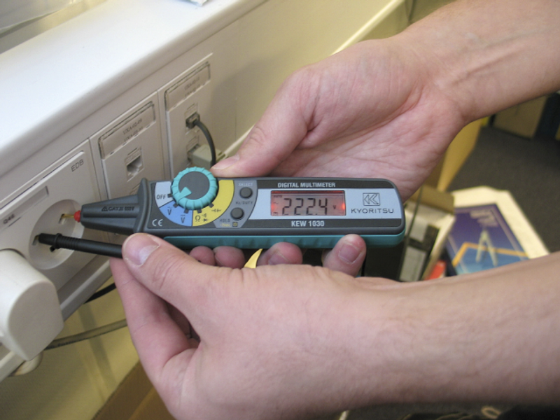 Kyoritsu 1030 Pennmultimeter