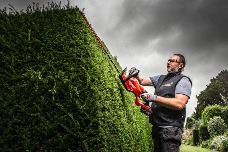 Milwaukee M18 FHET75G2-0 FUEL Häcksax 75cm 18V (utan batterier)