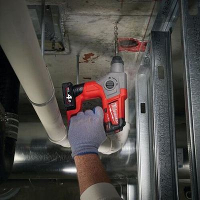 Milwaukee M12CH-402C Borrhammare M12 (2x4,0ah)
