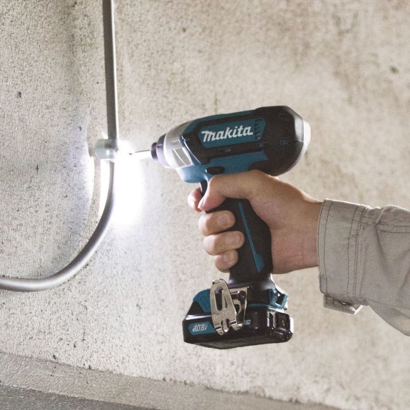 Makita TD110DSAJ Slagskruvdragare 10,8V MAKPAC (2x2,0ah)