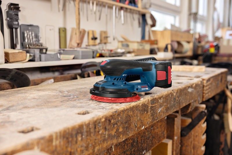 Bosch GEX 18V-150-3 Excenterslip 18V  L-BOXX (utan batterier)
