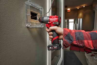 Milwaukee M12 FPD2-402X Slagborrmaskin 12V (2x4,0ah)
