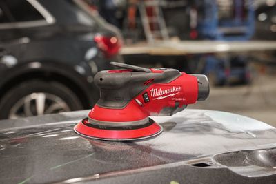 Milwaukee M12 FROS2.5-0 Excenterslip 150mm 12V 2.5 (utan batterier)