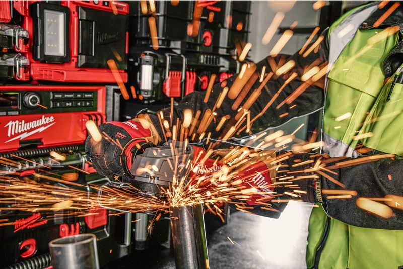 Milwaukee M18 FPP3AK-523B Combokit POWERPACK  18V (2x5,0ah + 1x2,0ah)