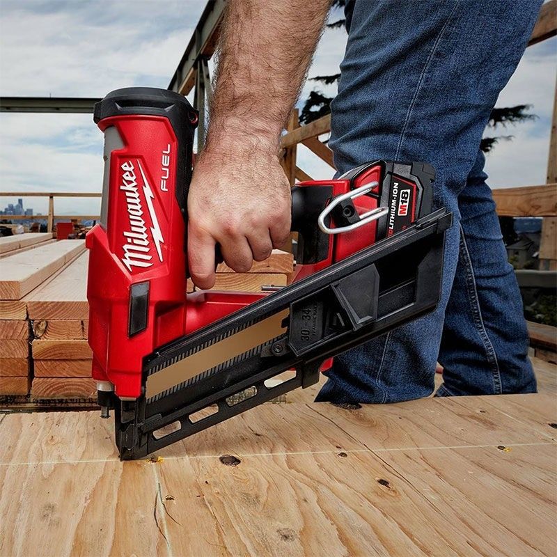 Milwaukee M18 FFN-502C Spikpistol 18V 50-90mm 34g (2x5,0ah)