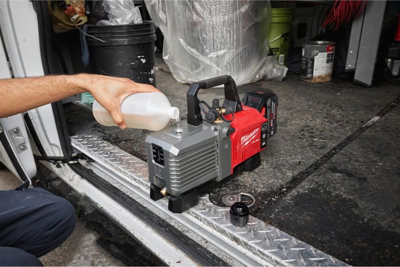 Milwaukee M18 FVP5-801 Vakuumpump 18V (utan batterier)