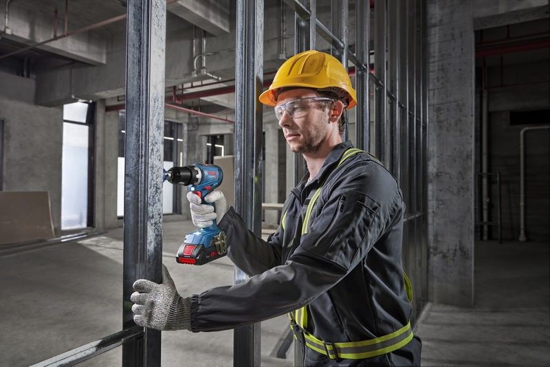 Bosch GSR 18V-65 Borrskruvdragare 18V 63Nm PROcore (2x4,0ah)