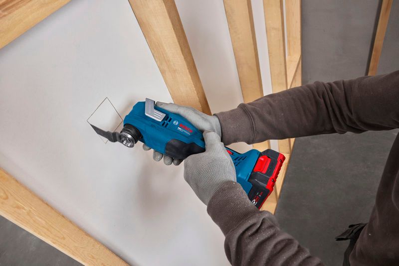 Bosch GOP 18V-30 Multiverktyg 18V STARLOCK L-BOXX 136 (utan batterier)