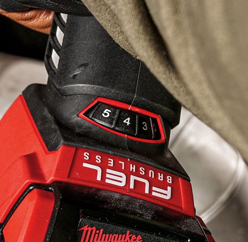 Milwaukee M18 FSAGV125XB-0 Vinkelslip 125mm med variabel hastighet (utan batterier)