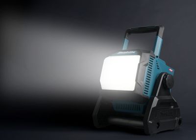 Makita ML005G Uppladdningsbar arbetslampa 14,4V/18V/40V LXT / XGT