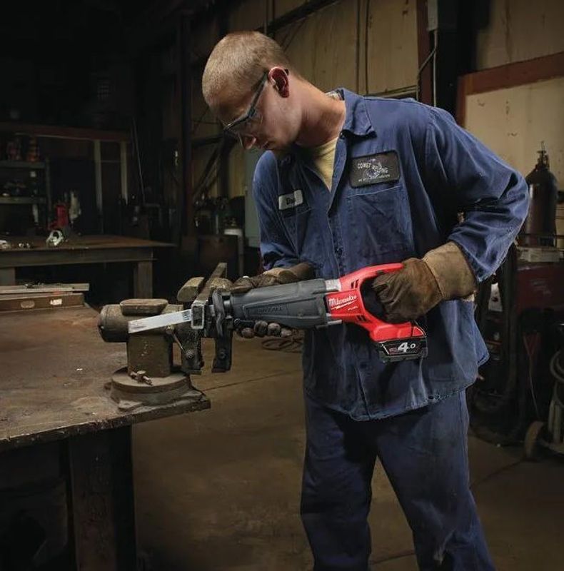 Milwaukee M18 CSX-0X Tigersåg 18V (utan batteri)