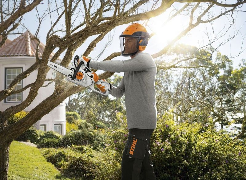 Stihl MS 151 C-E Motorsåg 30cm 1/4"