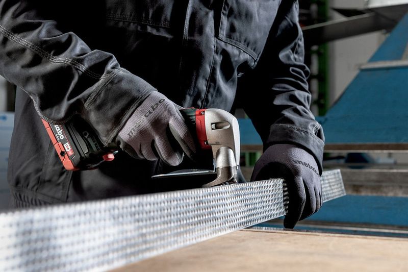 Metabo SCV 18 LTX BL 1.6 batteridriven plåtsax (utan batteri)
