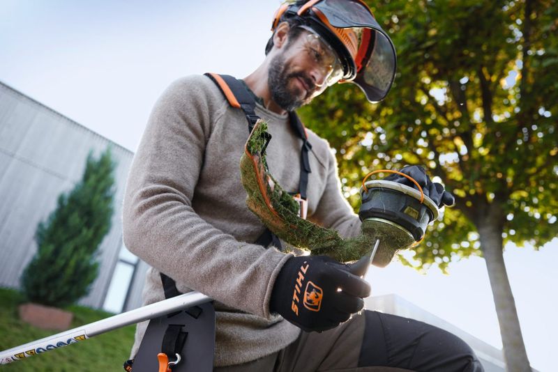 Stihl FSA 120 Batteridriven grästrimmer och AP 300 S (1+1)