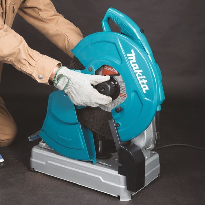 Makita LW1400 Metallkapsåg 2200W (355mm)
