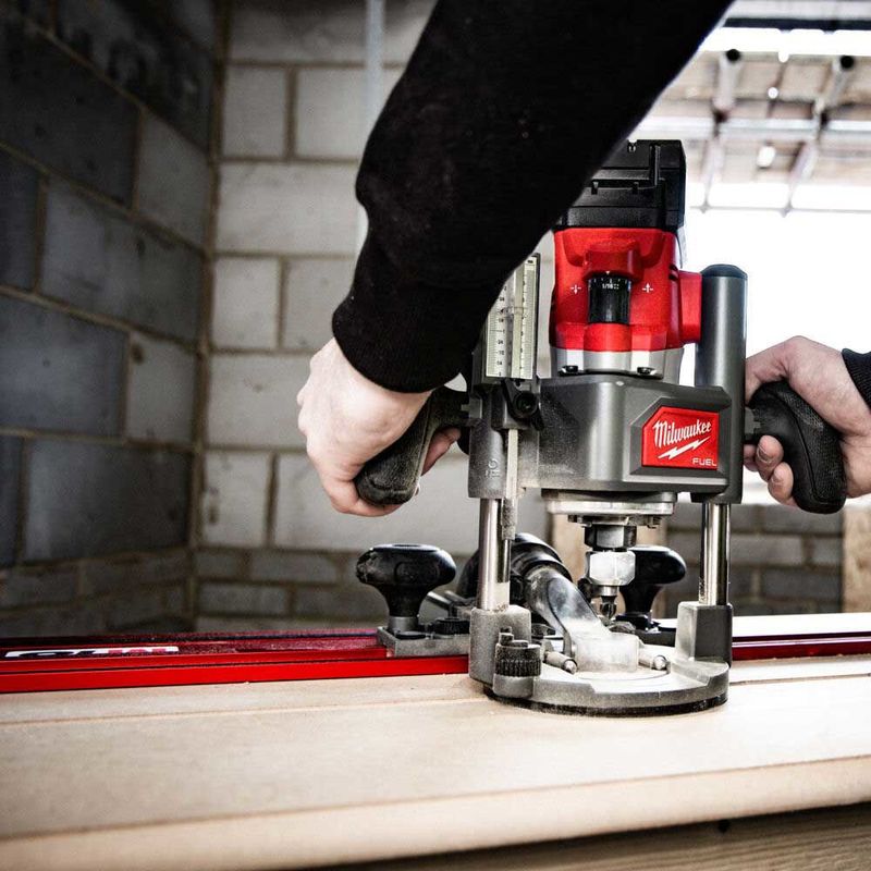 Milwaukee M18 FR12-0X Handöverfräs 8–12 mm 18V (utan batterier)