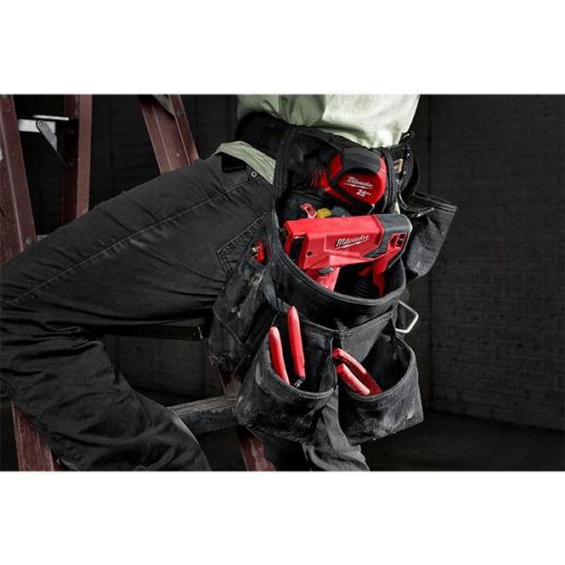 Milwaukee M12 BST-202X Häftpistol 12V (2x2,0ah)
