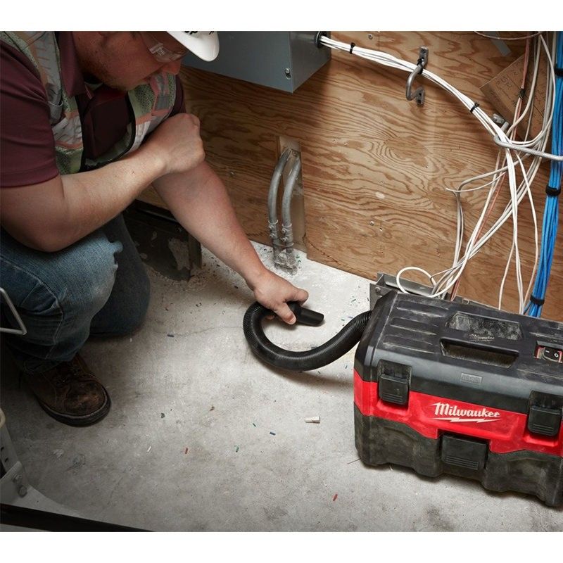 Milwaukee M18 VC2-0 Våt-/Torrdammsugare 18V (utan batterier)