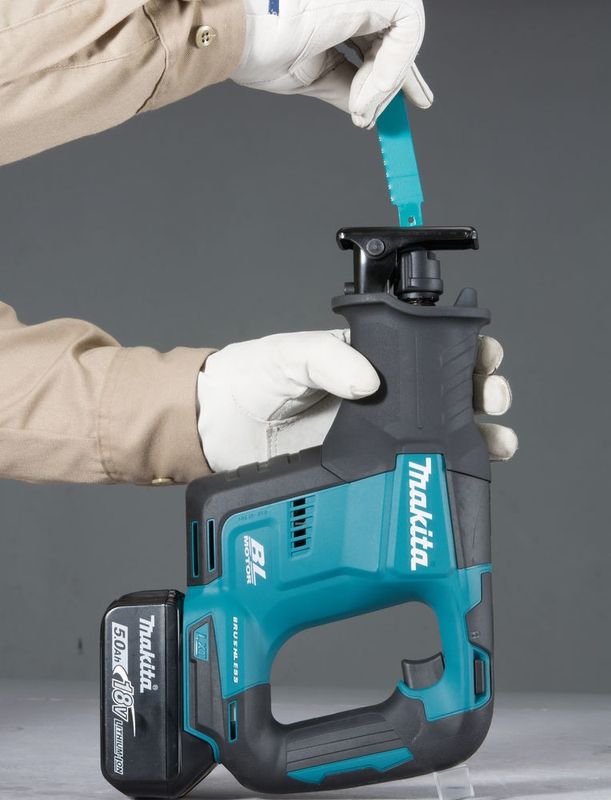 Makita DJR188Z Tigersåg 18V BL (Utan batterier)