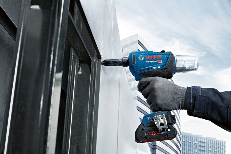 Bosch GRG 18V-16 C Batteridriven Popnitpistol 18V med Bluetooth L-BOXX (utan batterier)