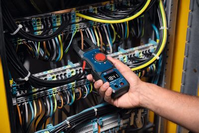 Bosch GMC 600-15 True RMS Strömtång IP54