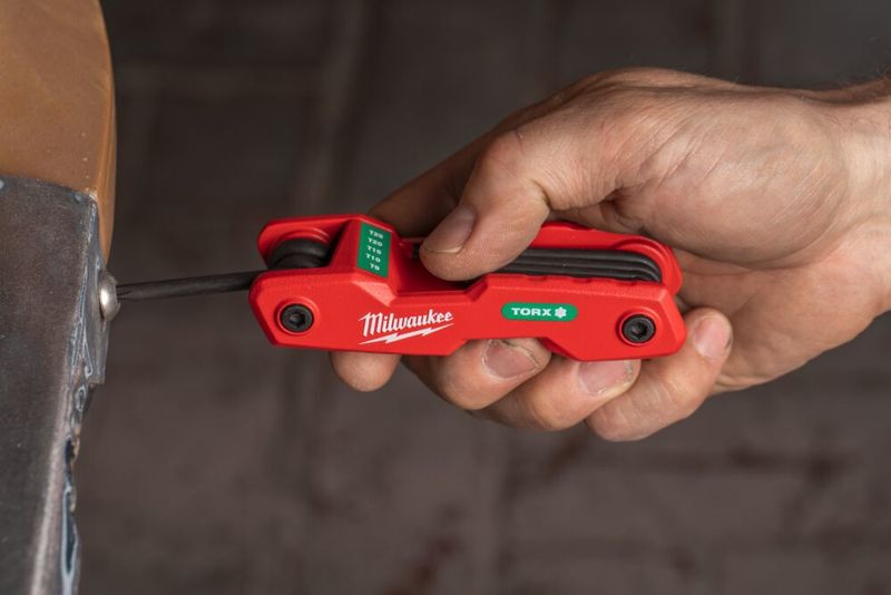 Milwaukee Torxnyckelsats Vikbar 8-delar T9-T40