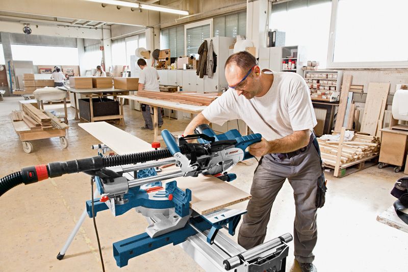Bosch GCM 8 SDE Kap-/Gerringssåg 216mm
