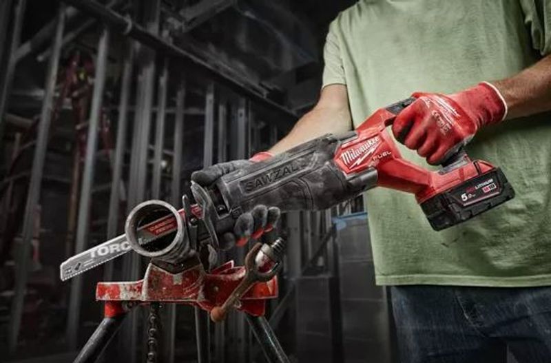 Milwaukee M18 FSZ-0 Batteridriven Tigersåg 18V (utan batterier)