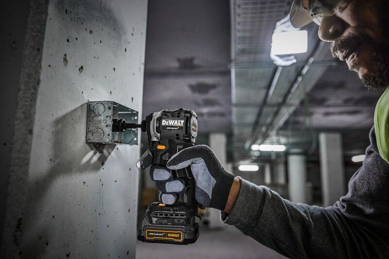 DeWalt DCK200ME2GT Combokit 18V (2x1,7Ah) Mclaren-Edition