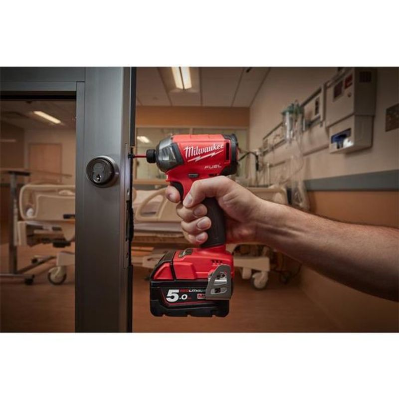 Milwaukee M18 FQID-502X Slagskruvdragare Surge 18V (2x5,0ah)