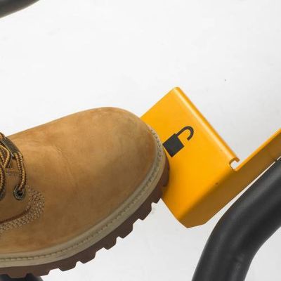 Toughbuilt TB-S600 Universal QuickSet™ Geringssågstativ