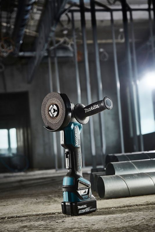 Makita DGA518ZU Vinkelslip 18V 125mm BL Paddle AWS (Utan batterier)