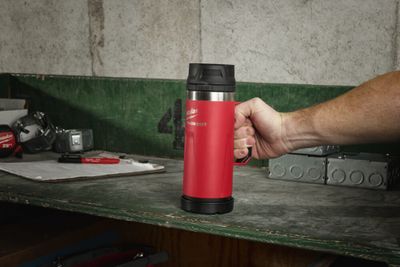 Milwaukee Termosmugg Packout 532ml Röd med handtag