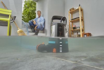 Gardena 09036-20 Dränkbar pump 17000 Aquasensor för rent vatten