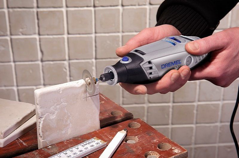 Dremel 3000-5 Multiverktyg 130W 5-delar