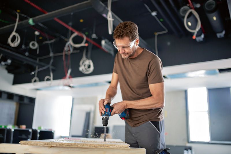 Bosch Skruvdragare GSR 18V-55 2X4AH PC L-BOXX