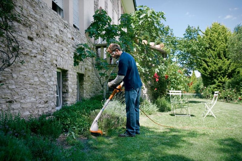 Stihl FSE 31 Grästrimmer (245W)